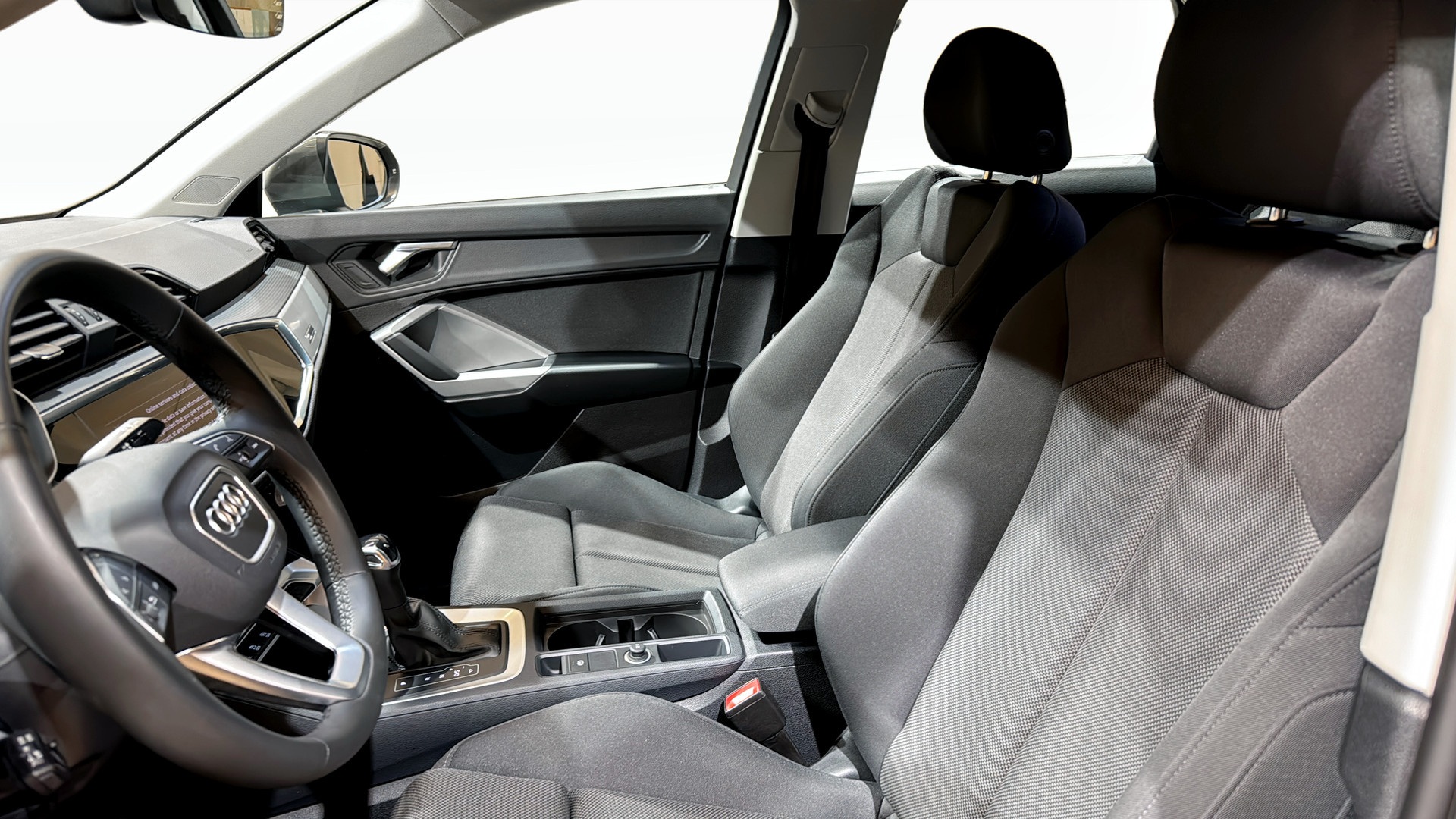 Audi Q3 WES85J