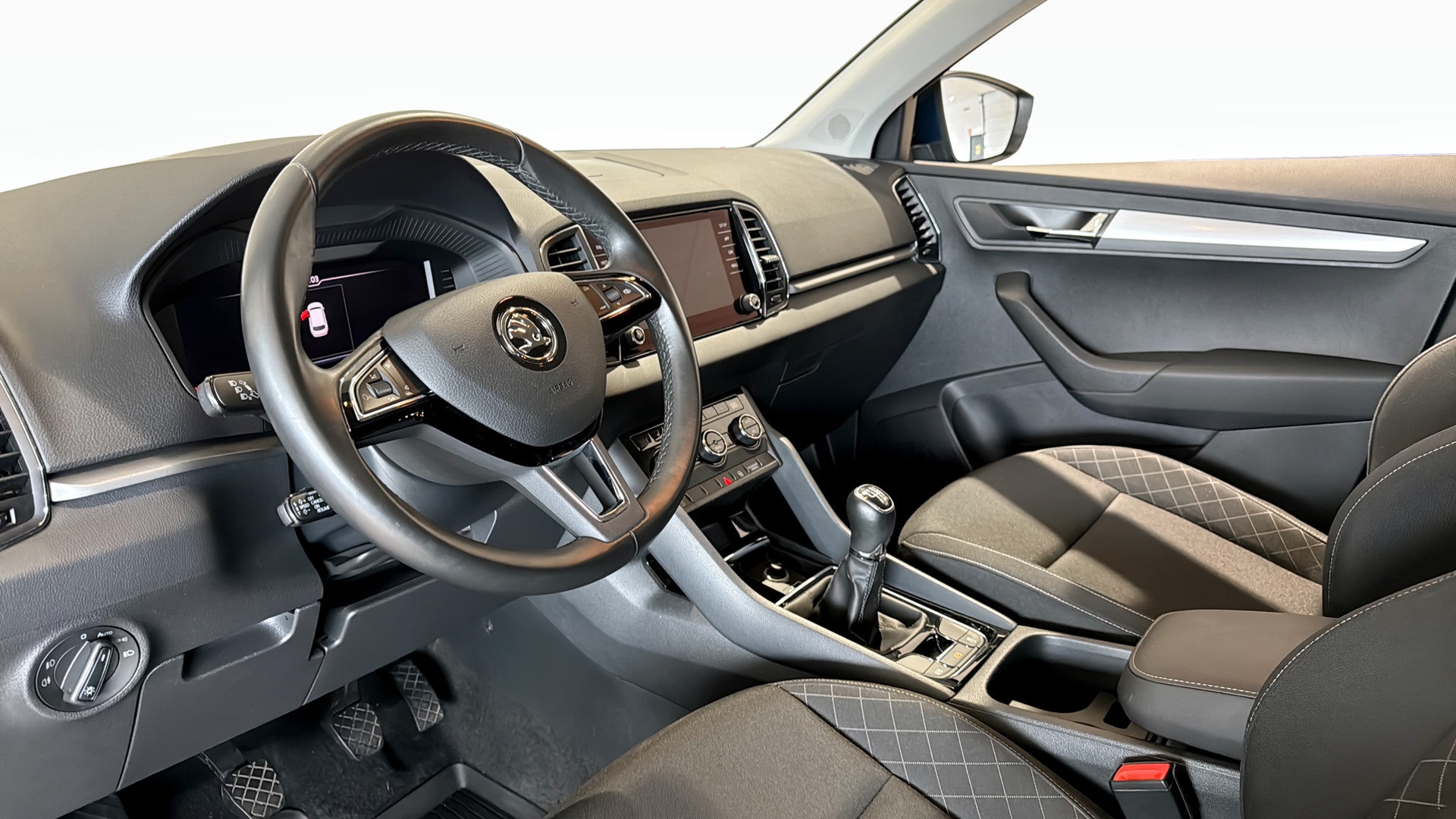 Skoda Karoq WEU59P