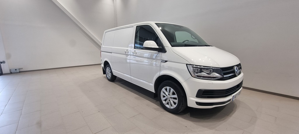 Volkswagen T6 WEY989