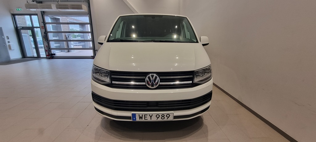 Volkswagen T6 WEY989