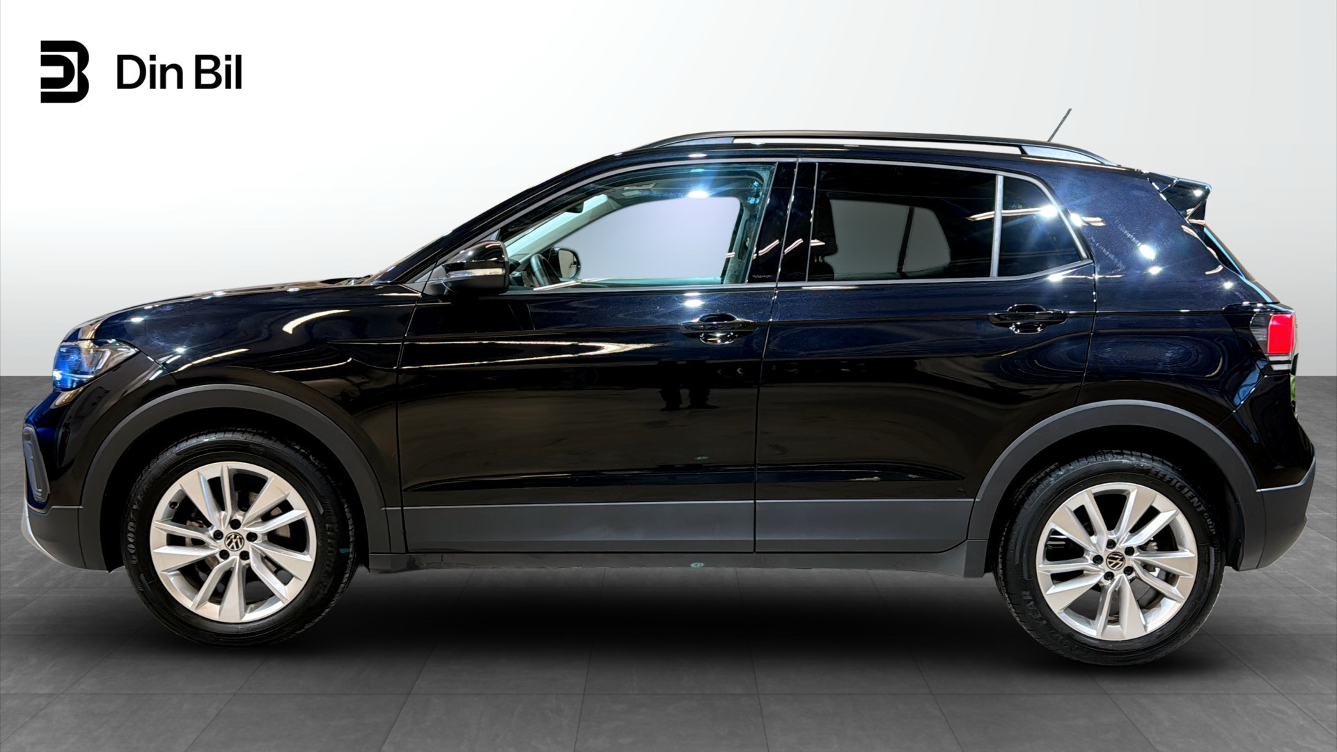 Volkswagen T-Cross WFF48S