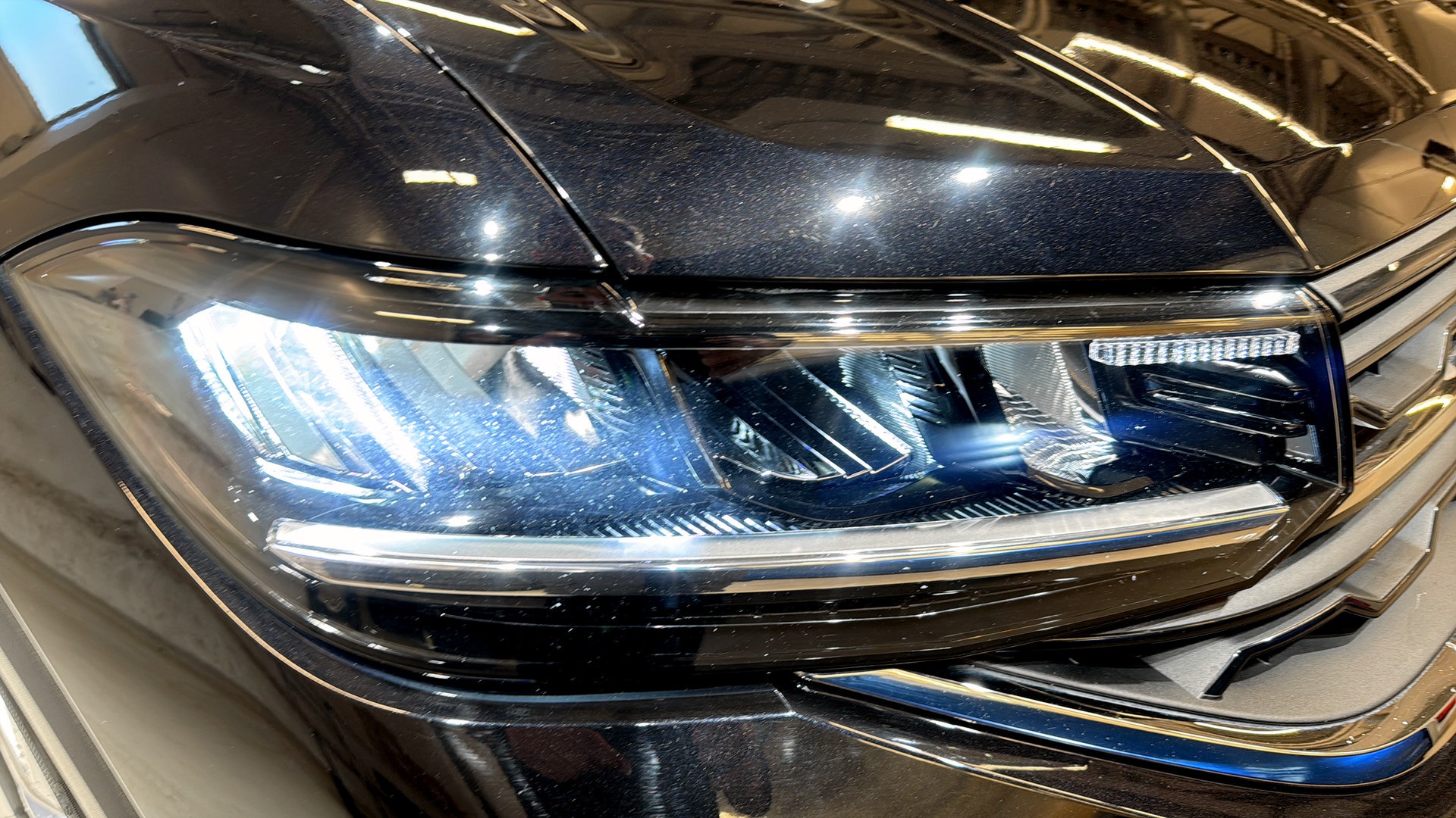 Volkswagen T-Cross WFF48S