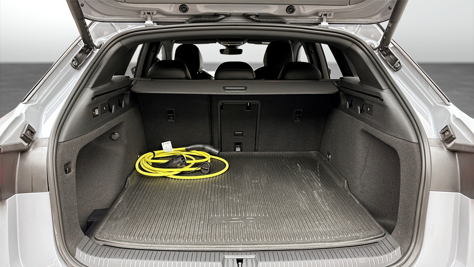 Volkswagen ID.7 Tourer WFJ05J