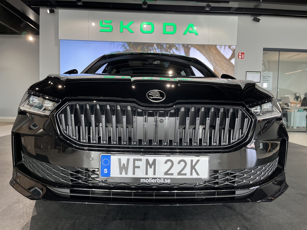 Skoda Superb WFM22K