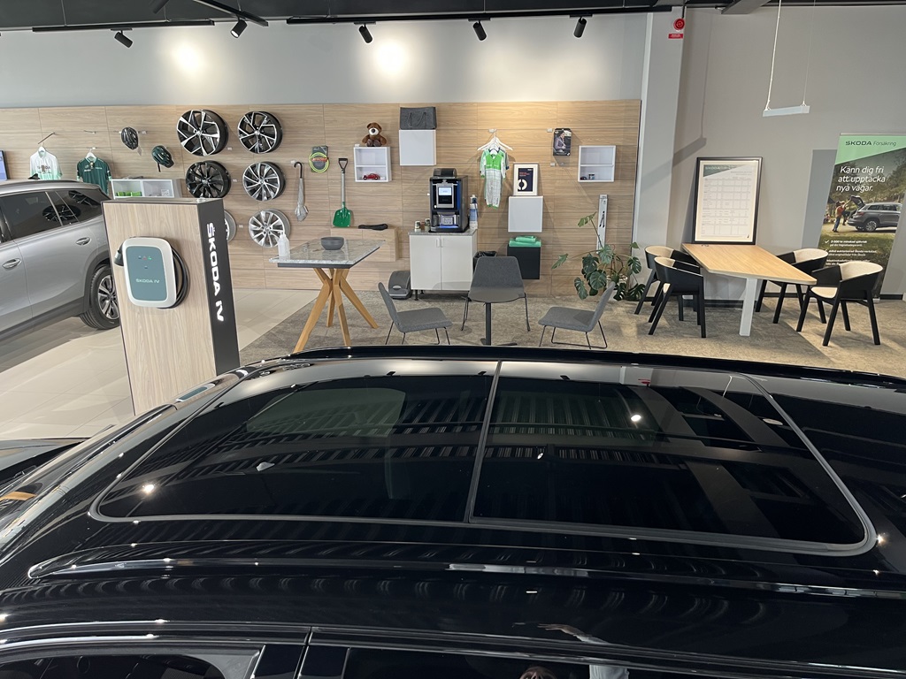 Skoda Superb WFM22K