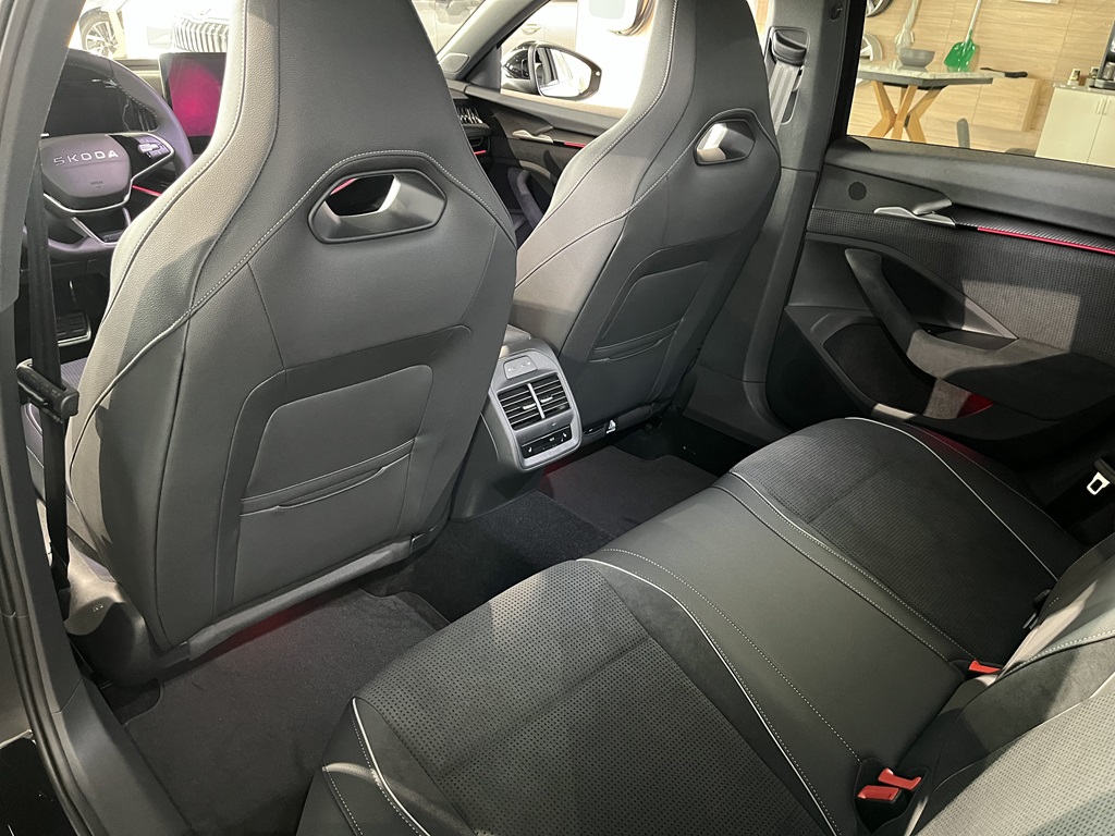 Skoda Superb WFM22K