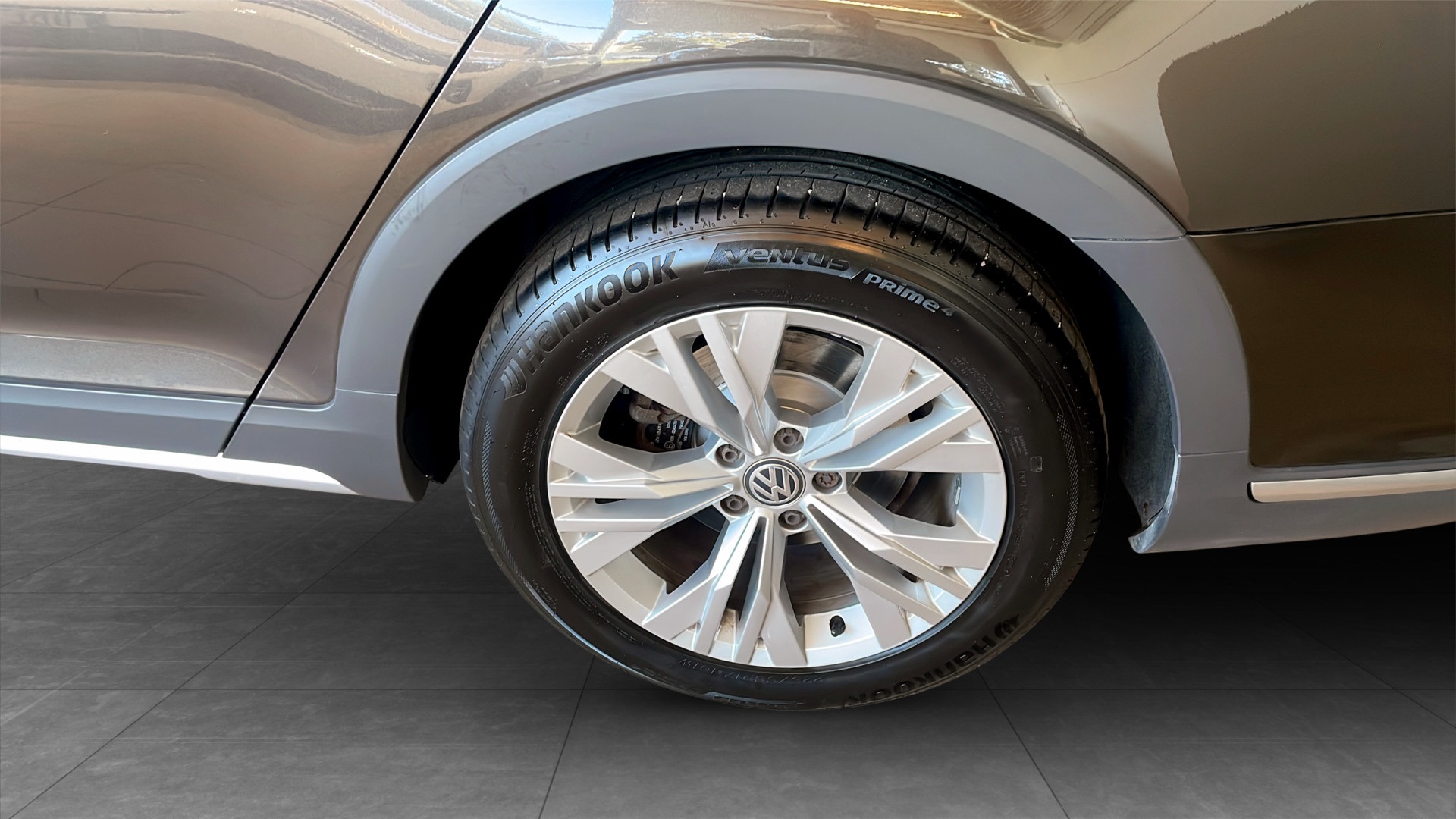 Volkswagen Passat WFW005