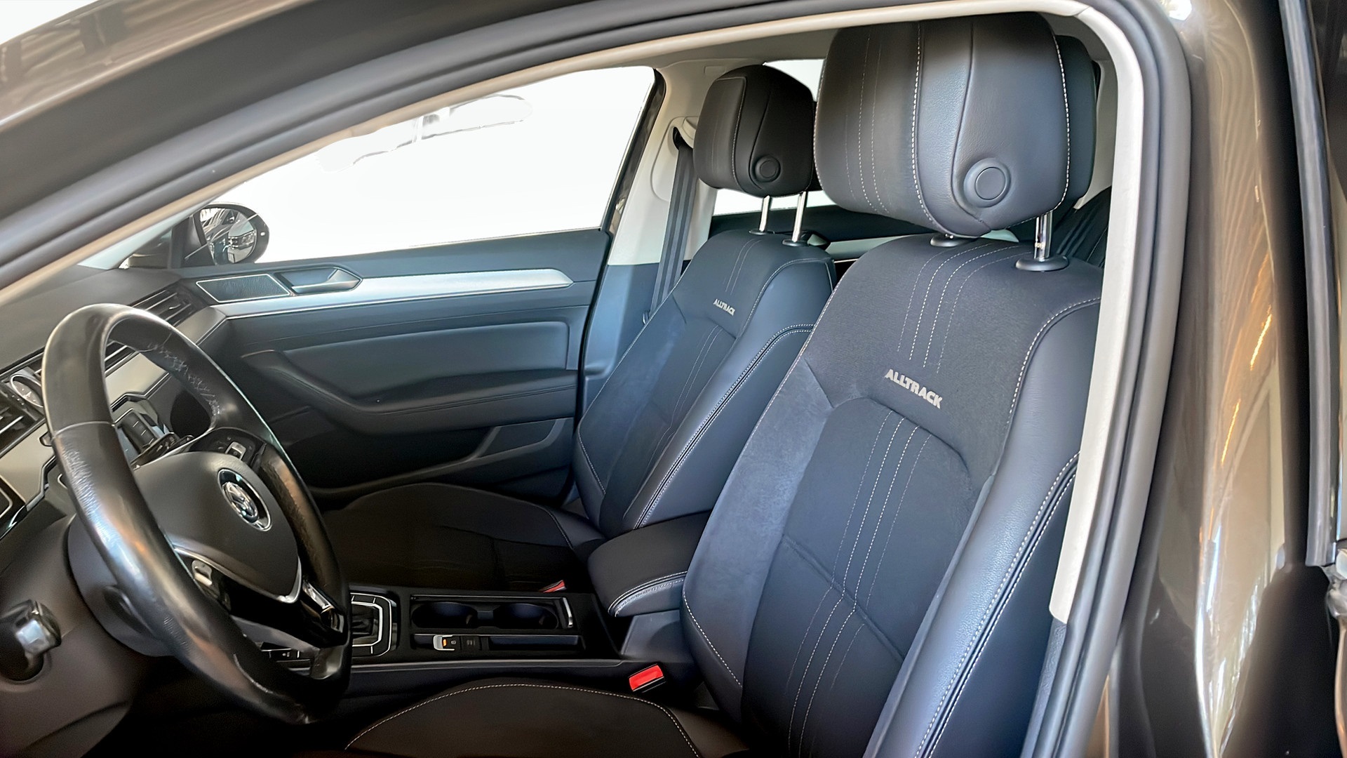 Volkswagen Passat WFW005