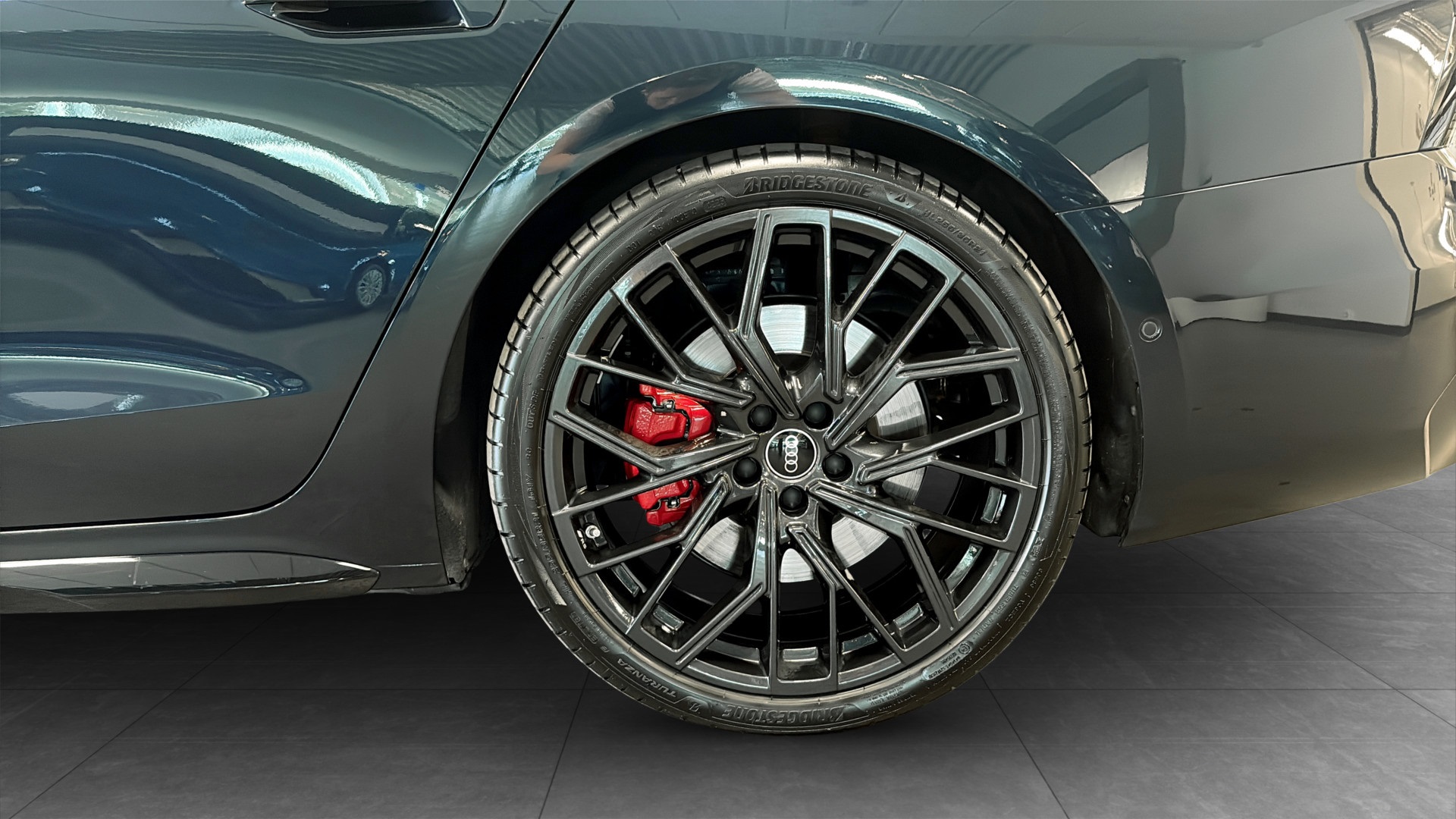 Audi A6 Avant WGG87J