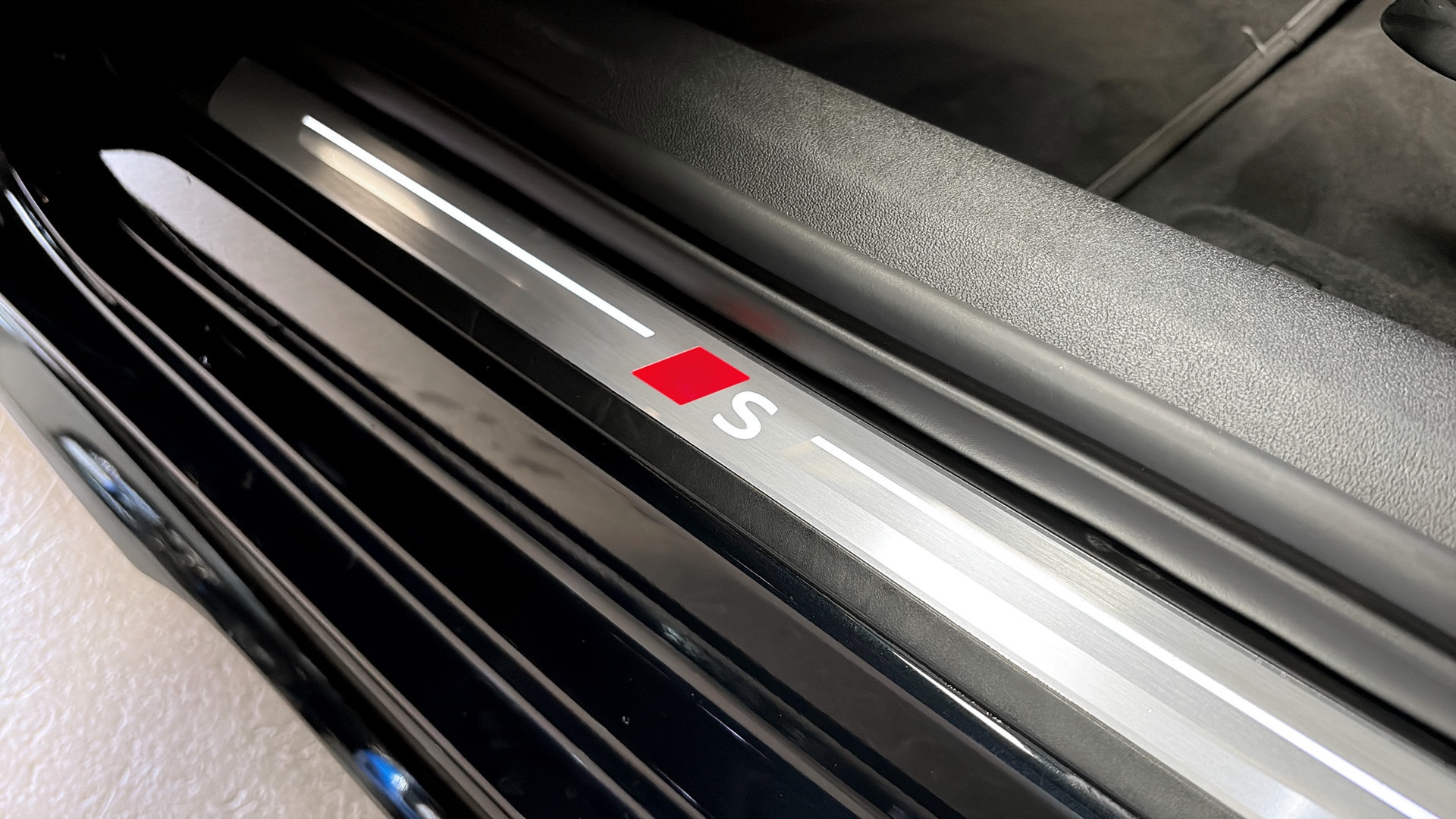 Audi A6 Avant WGG87J