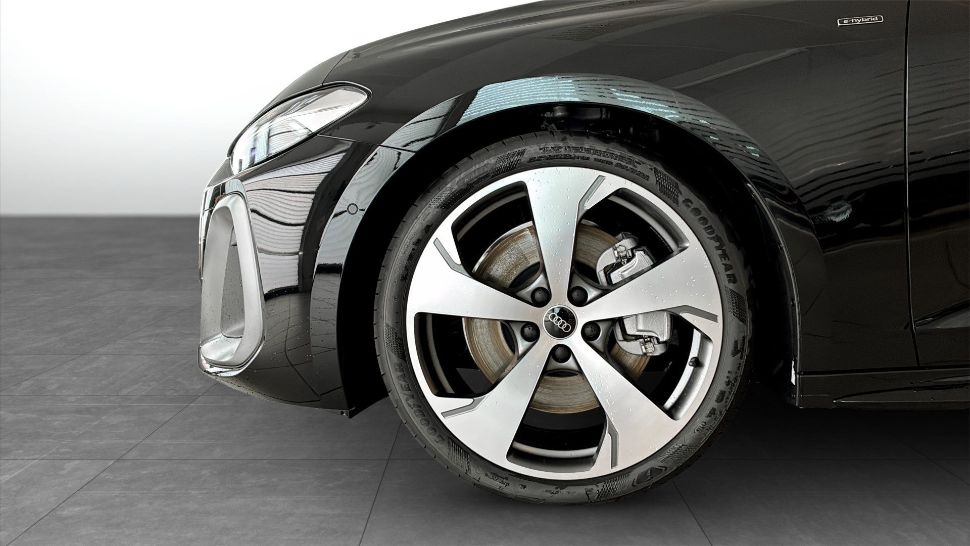 Audi A5 Sedan WGL87J