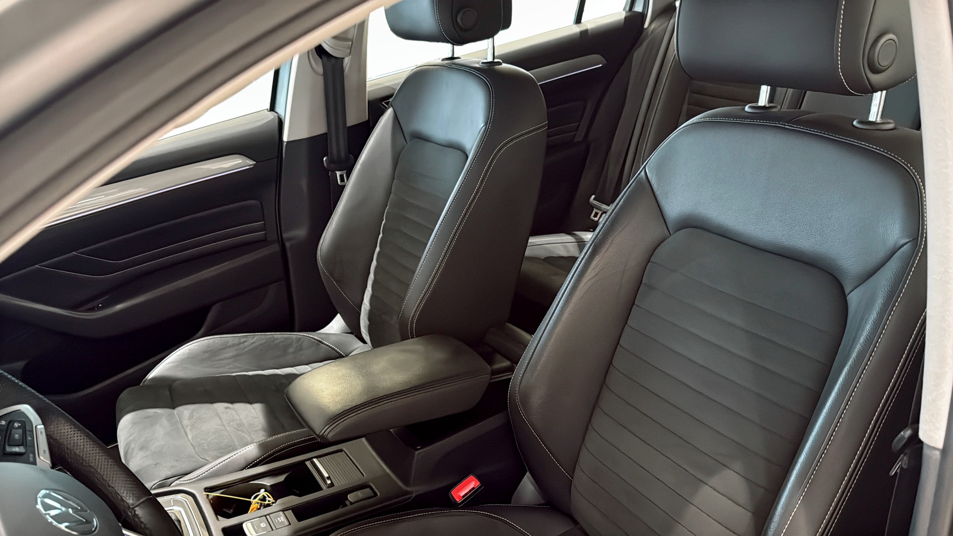 Volkswagen Passat Sportscombi WGN99C