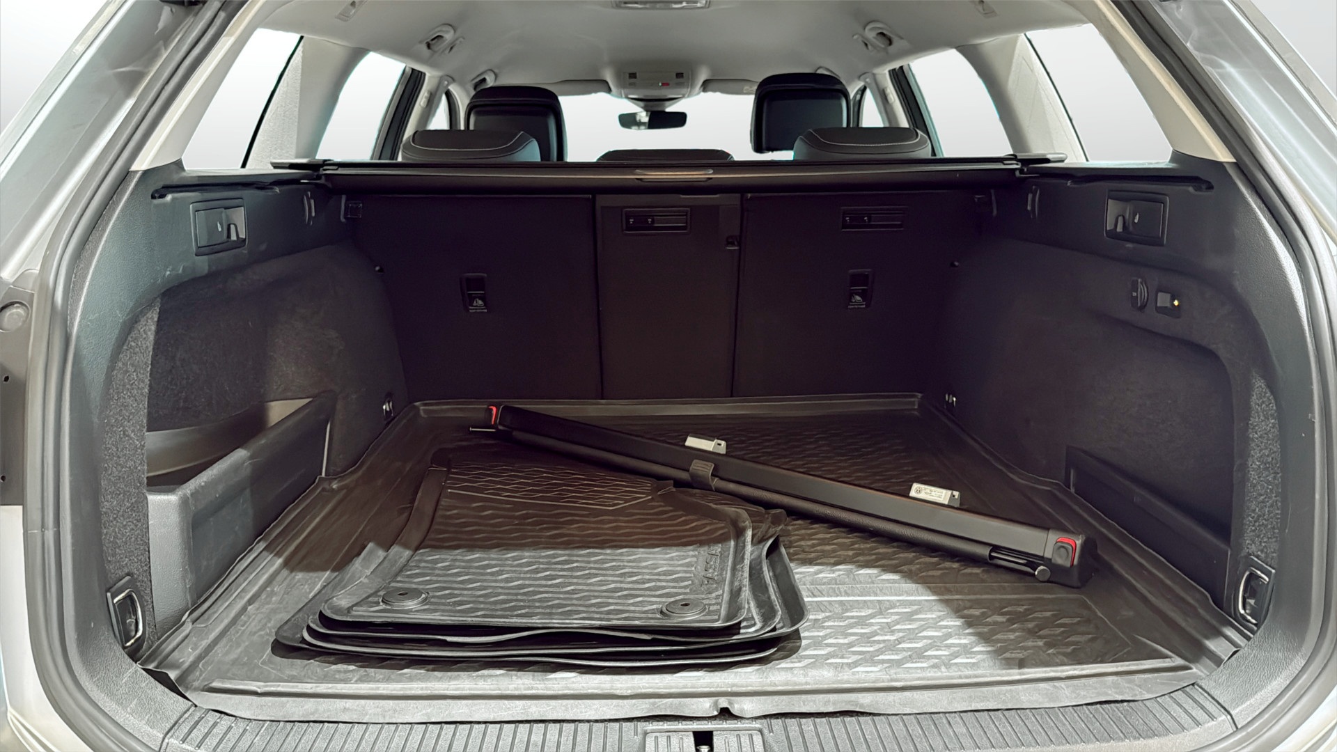 Volkswagen Passat Sportscombi WGN99C