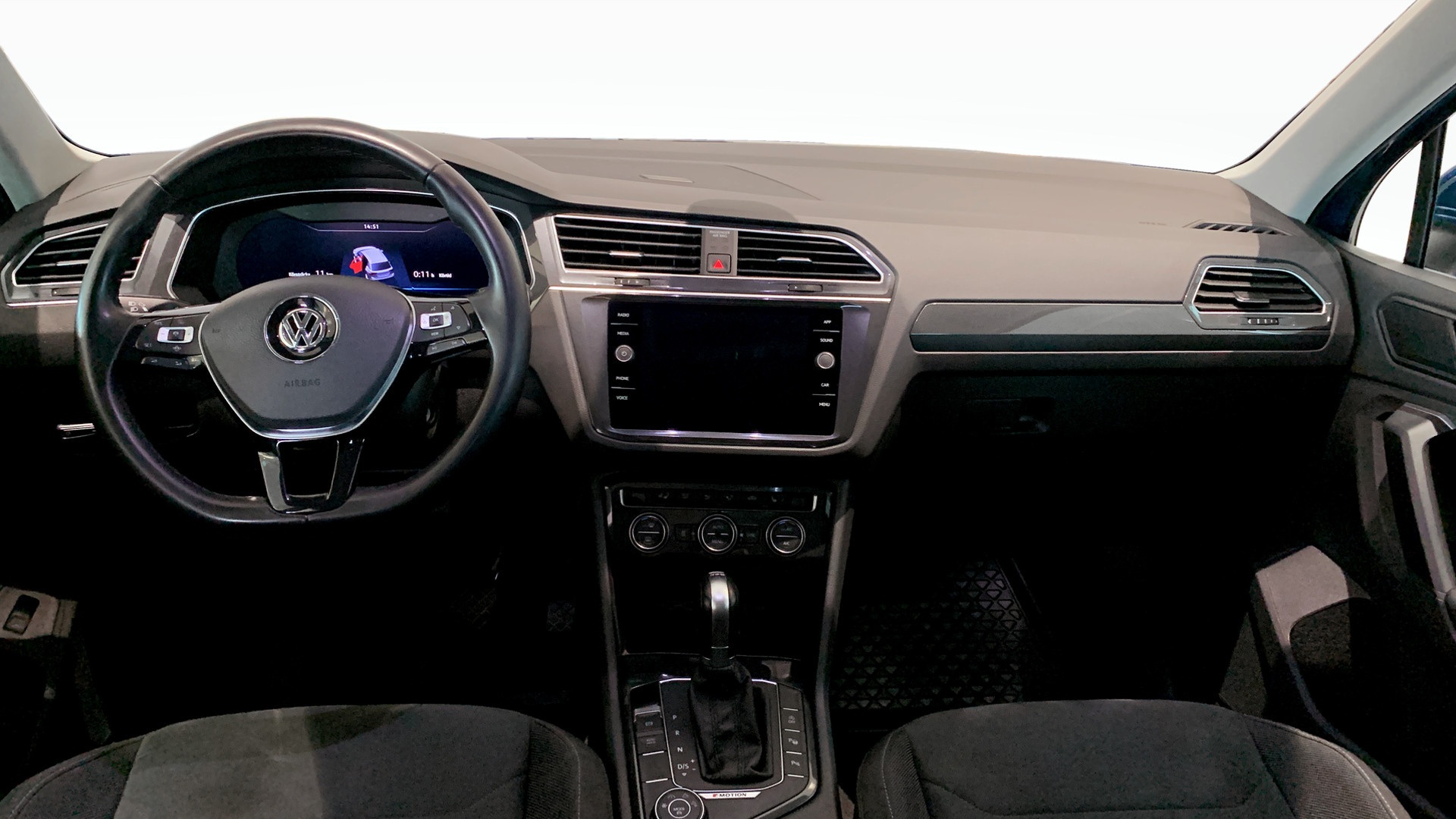 Volkswagen Tiguan WGU508