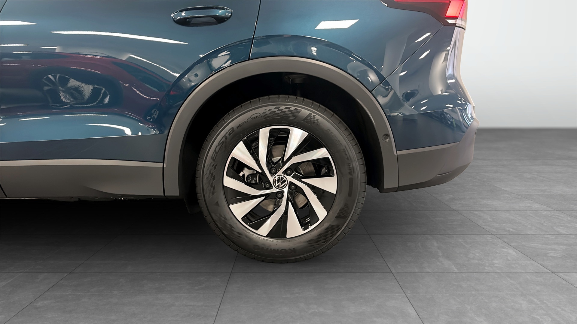 Volkswagen Tiguan WHH51R