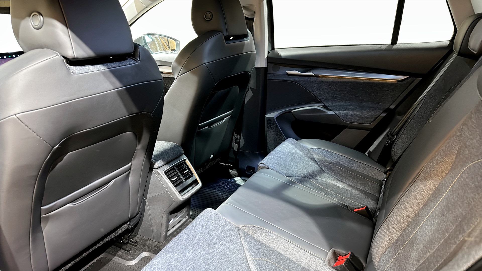 Skoda Elroq WJB25J