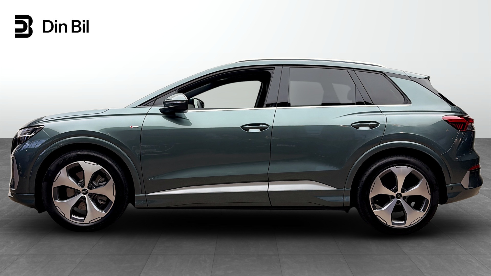 Audi Q4 e-tron WJB83D
