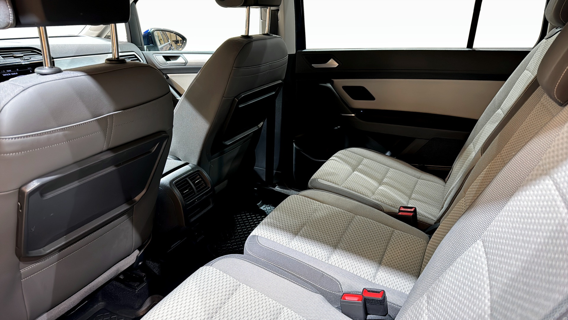 Volkswagen Touran WJE27D
