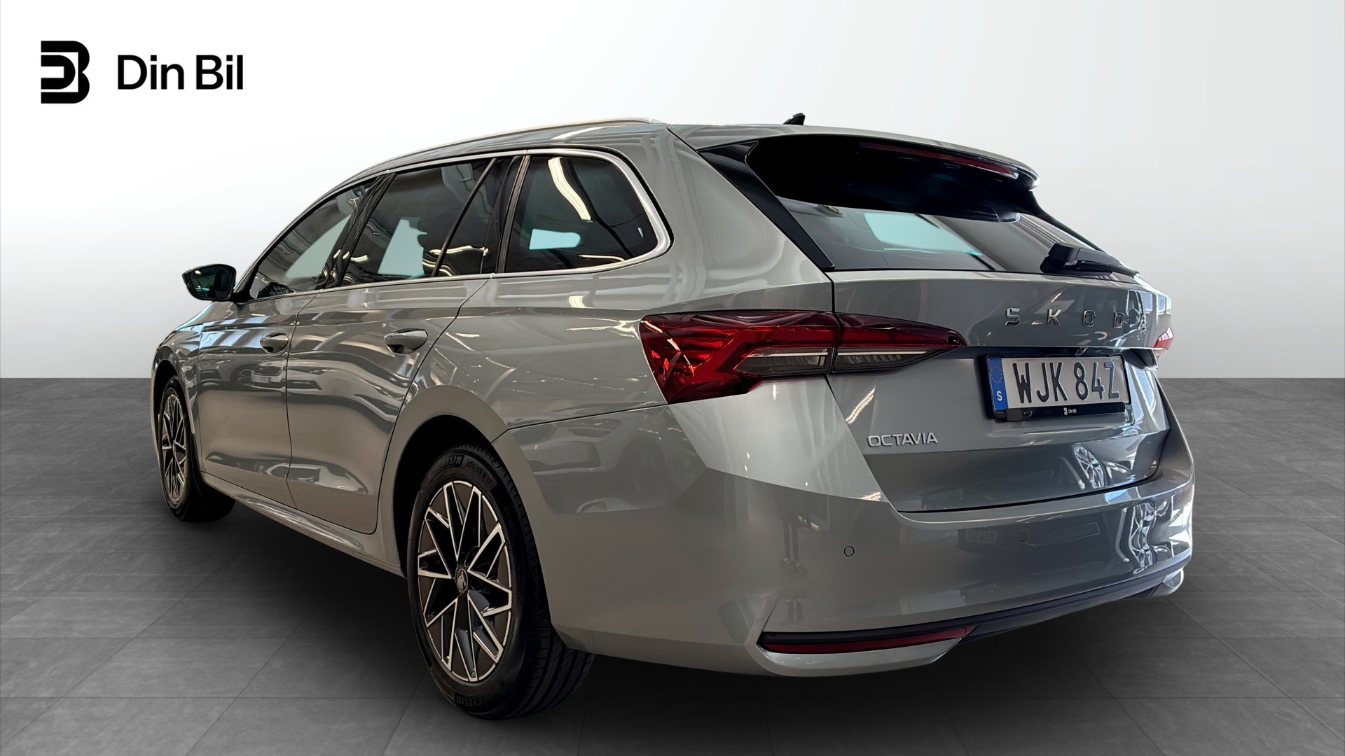 Skoda Octavia Combi WJK84Z
