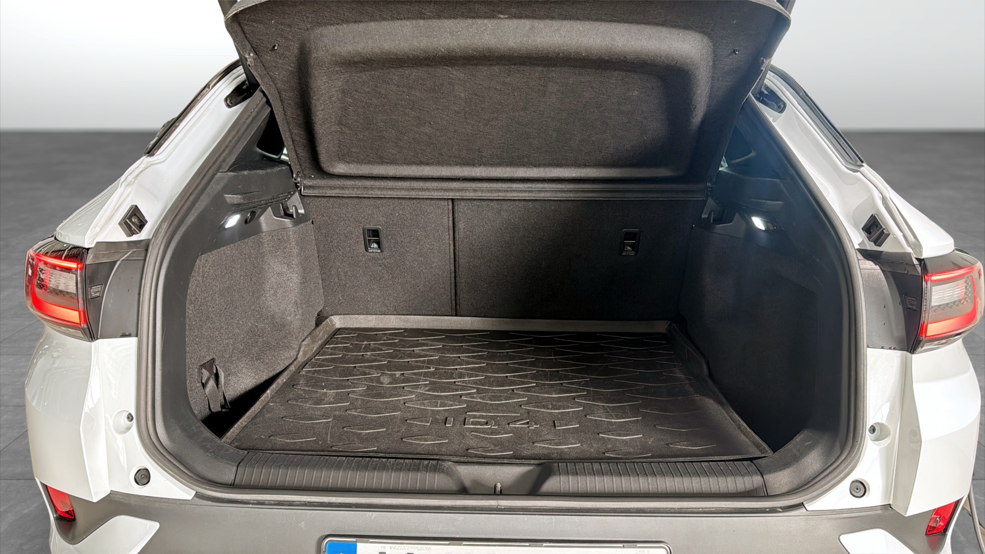Volkswagen ID.4 WJN84L