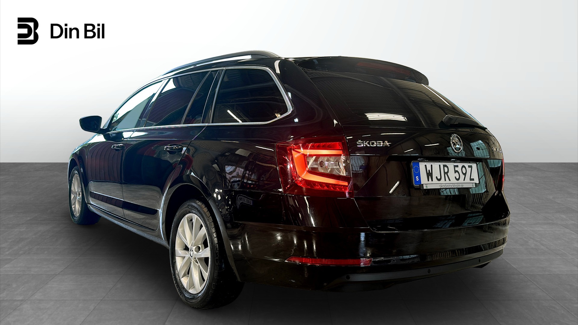 Skoda Octavia Combi WJR59Z