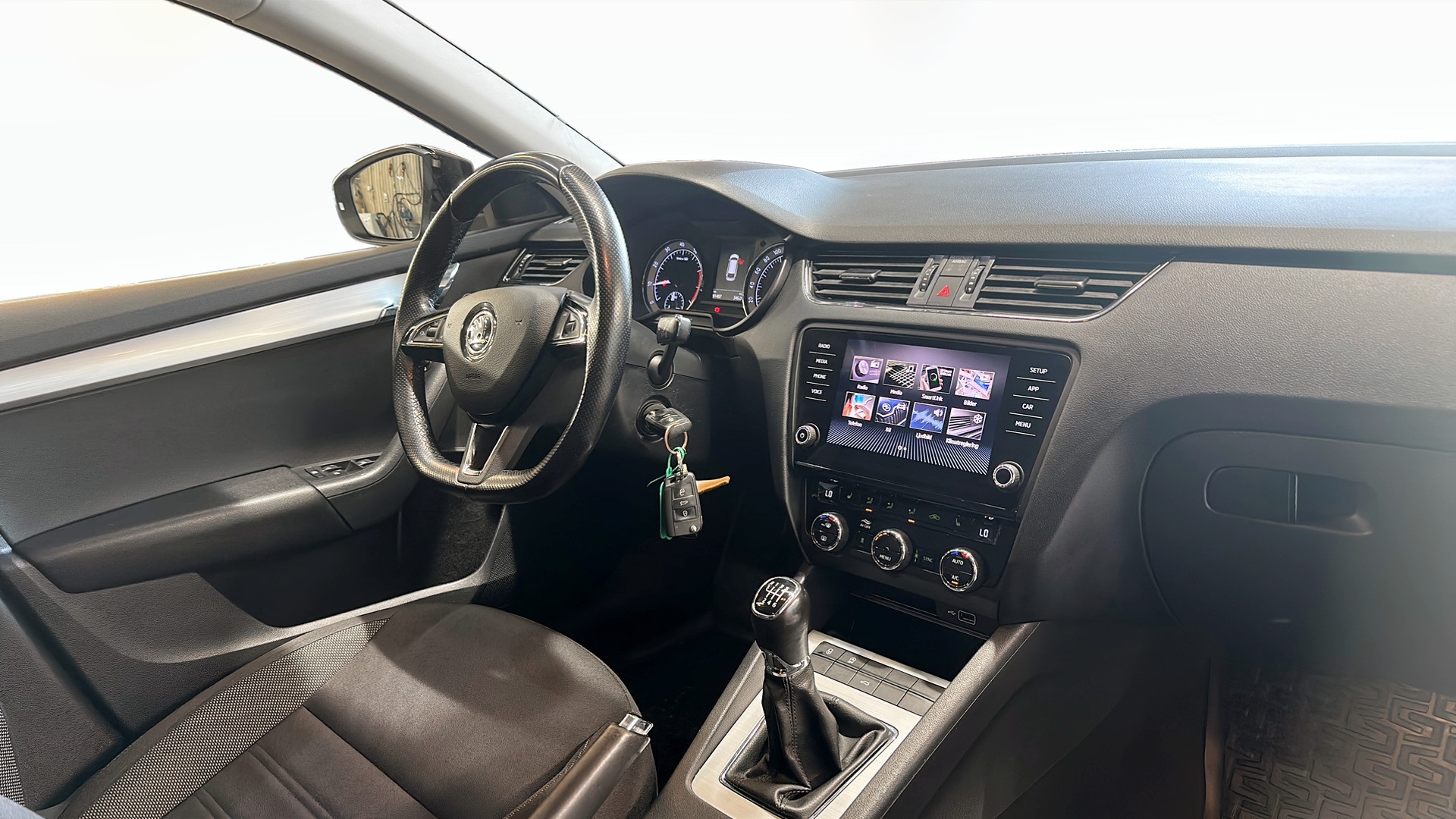 Skoda Octavia Combi WJR59Z