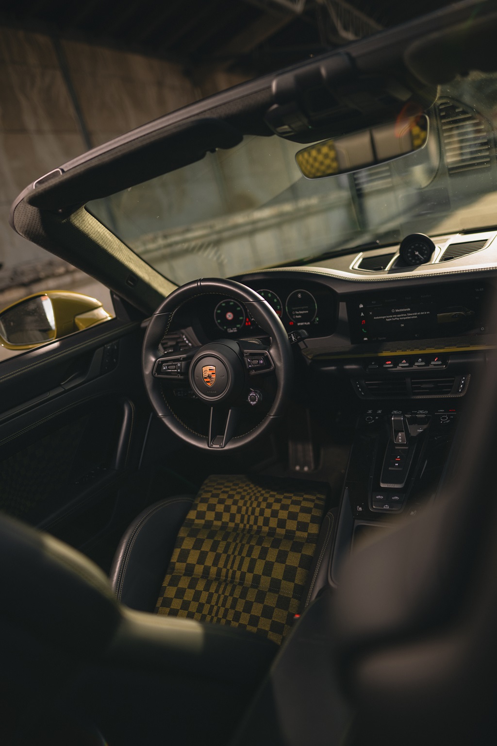 Porsche 992 WKR04J