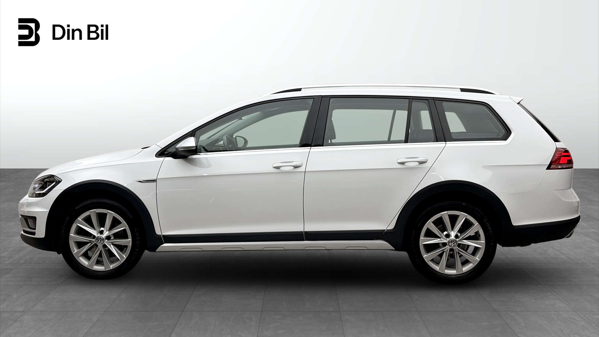 Volkswagen Golf WLS784