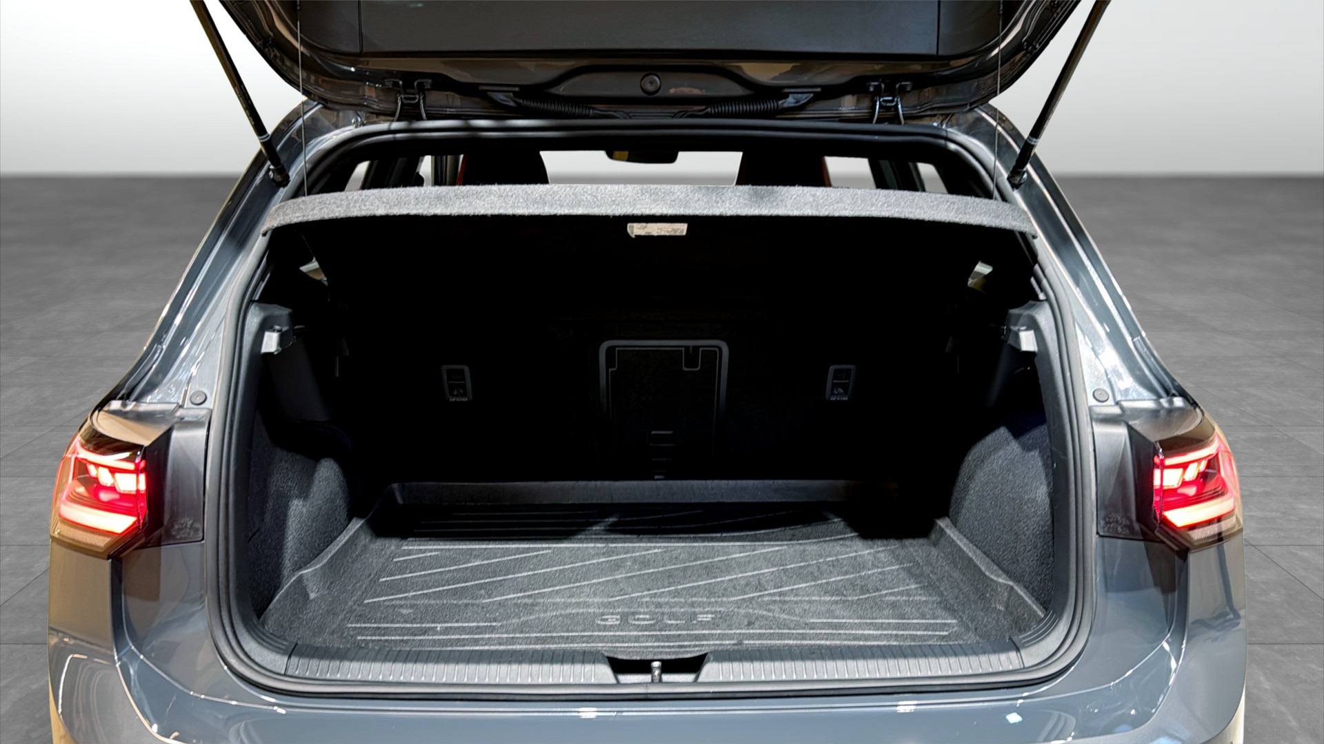 Volkswagen Golf WMJ86D