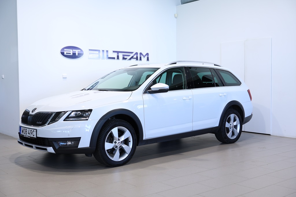 Skoda Octavia Combi WOB49C