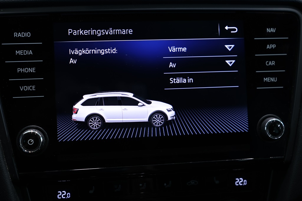 Skoda Octavia Combi WOB49C