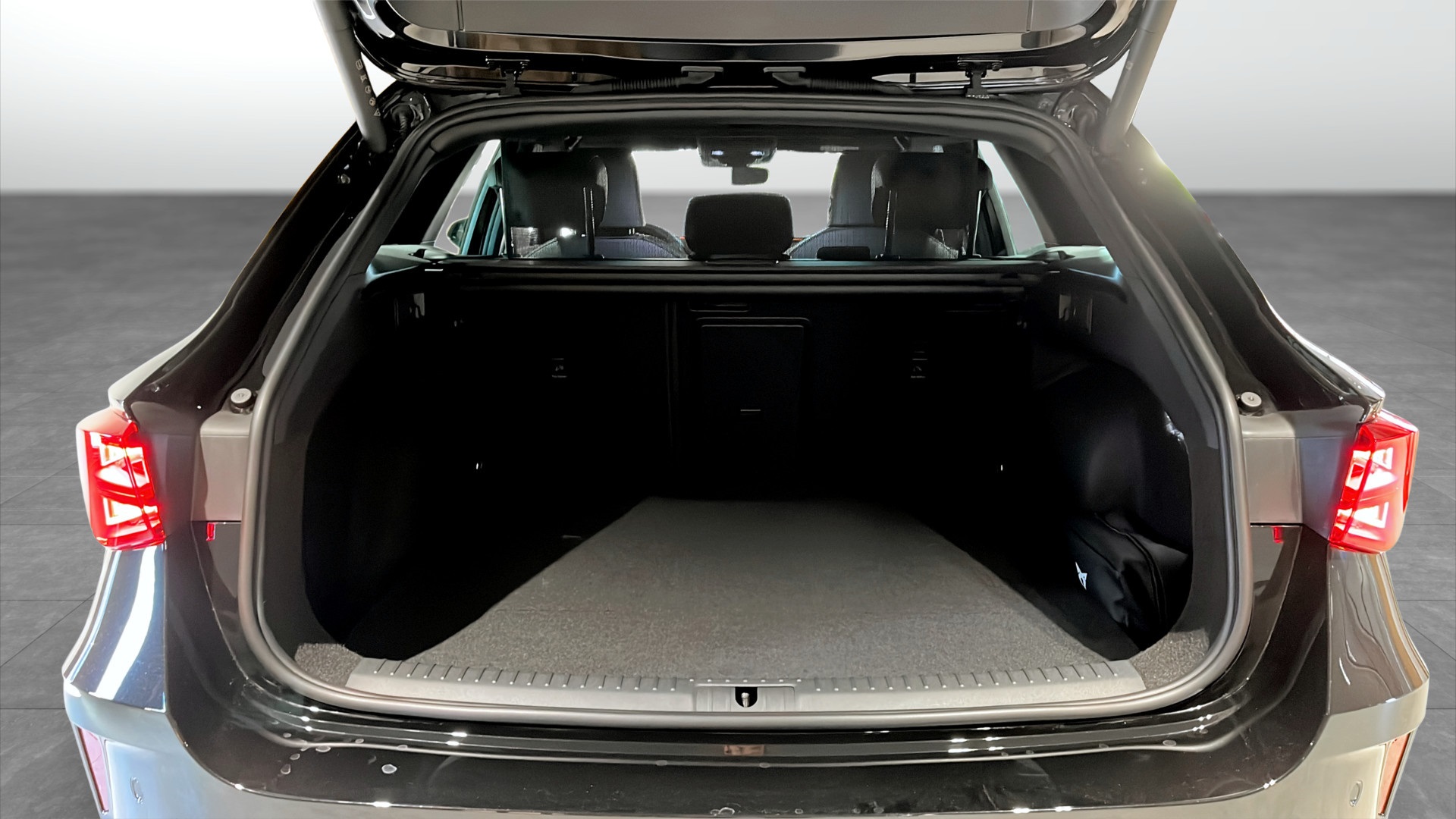 CUPRA Leon Sportstourer WOF37X