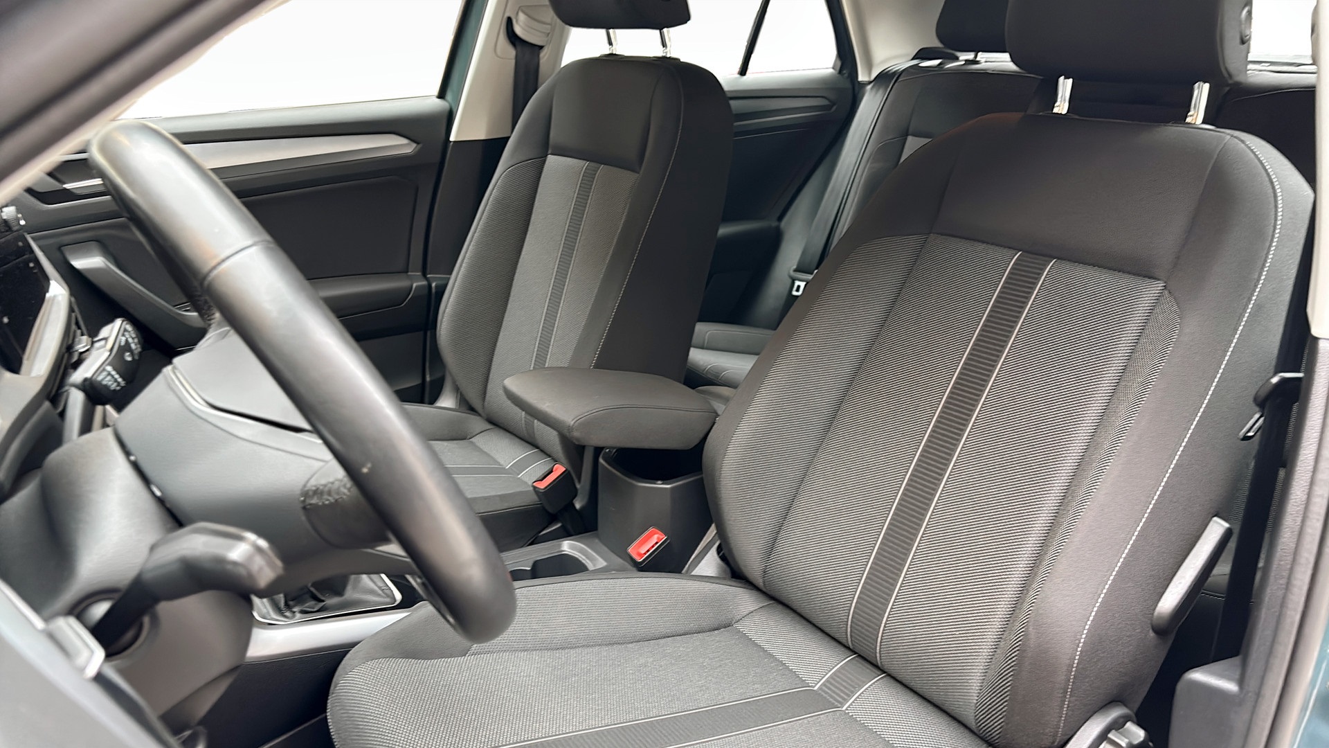 Volkswagen T-Roc WRF291