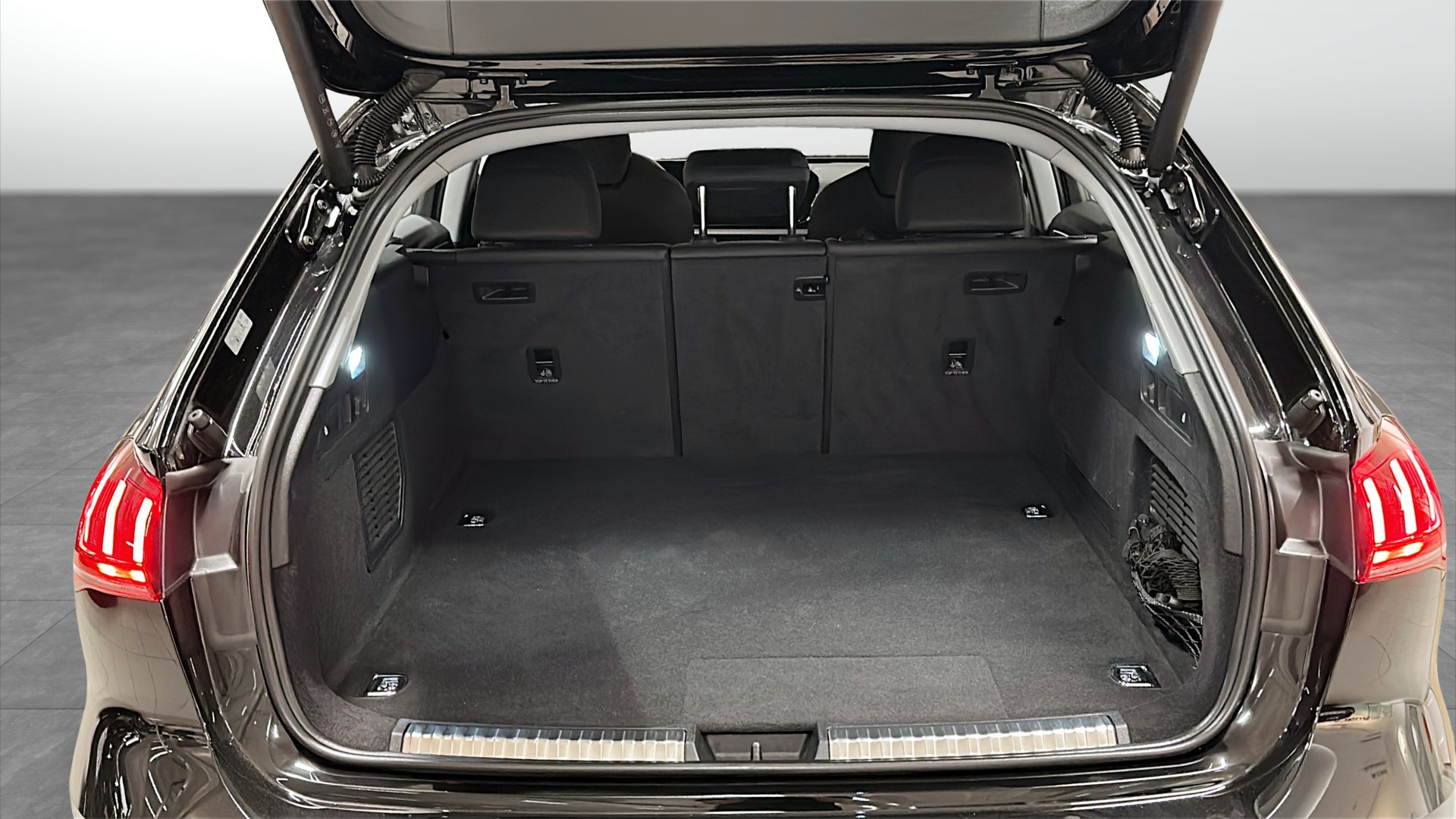 Audi A5 Avant WRG48P