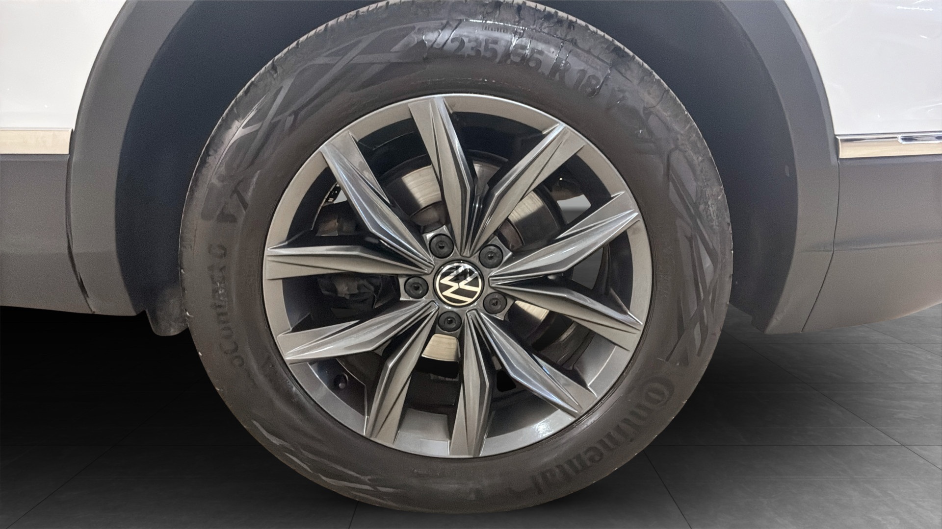 Volkswagen Tiguan Allspace WRM214