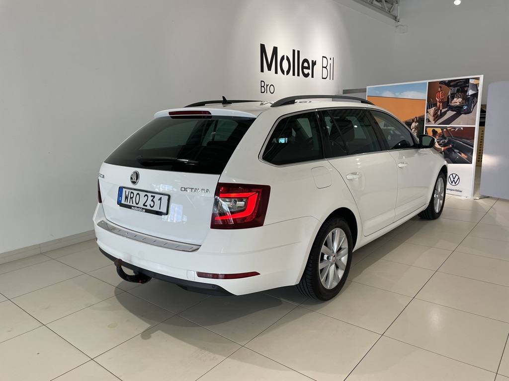 Skoda Octavia Combi WRO231