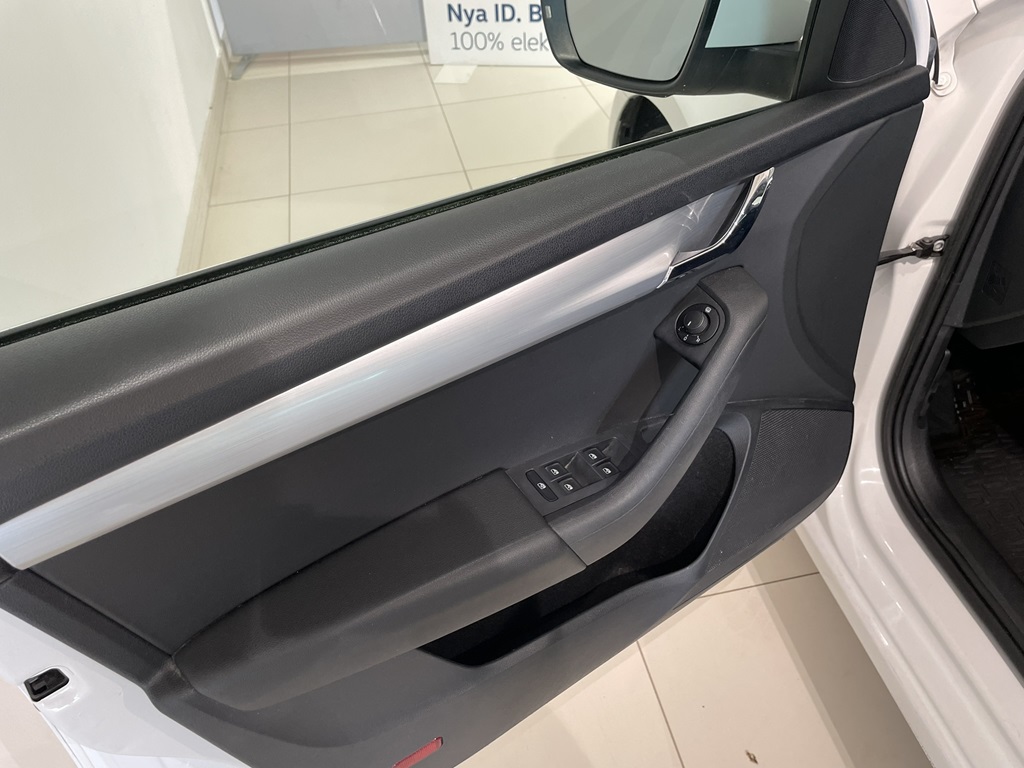 Skoda Octavia Combi WRO231