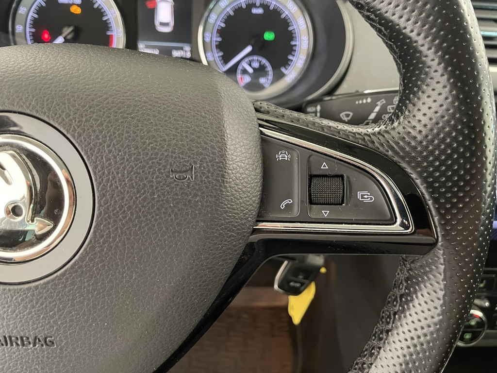Skoda Octavia Combi WRO231