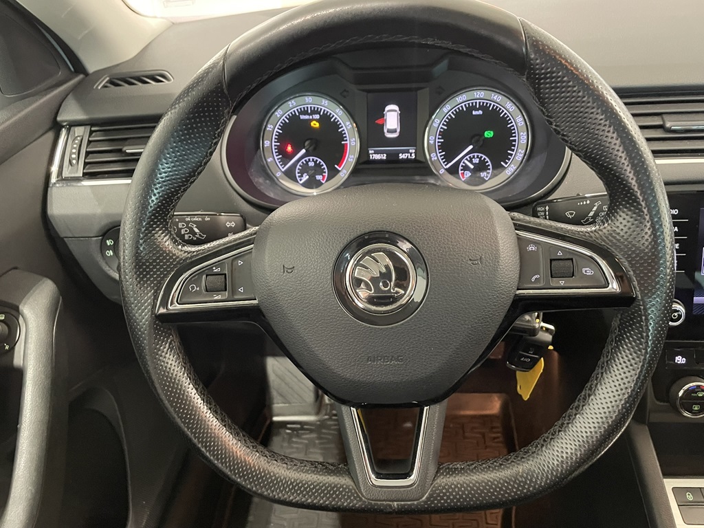 Skoda Octavia Combi WRO231