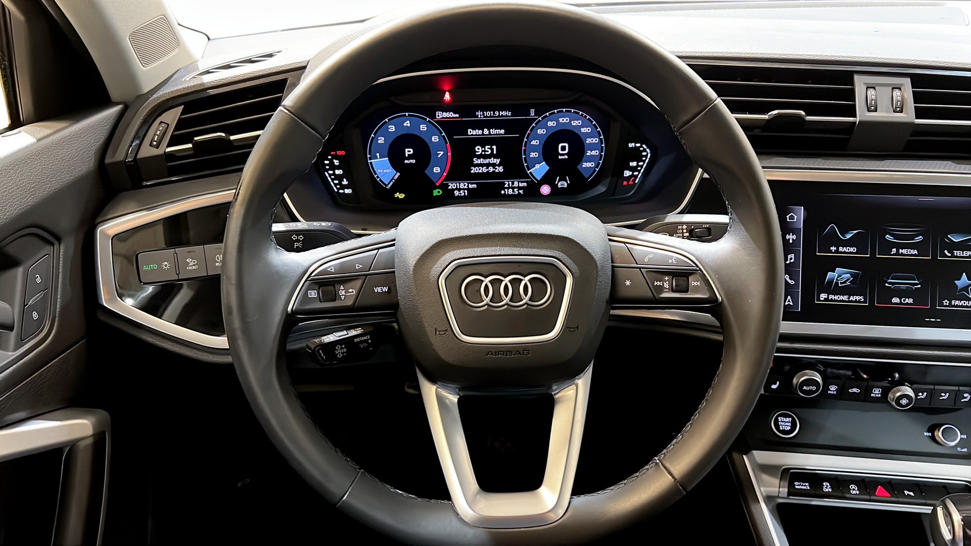 Audi Q3 WSK21S