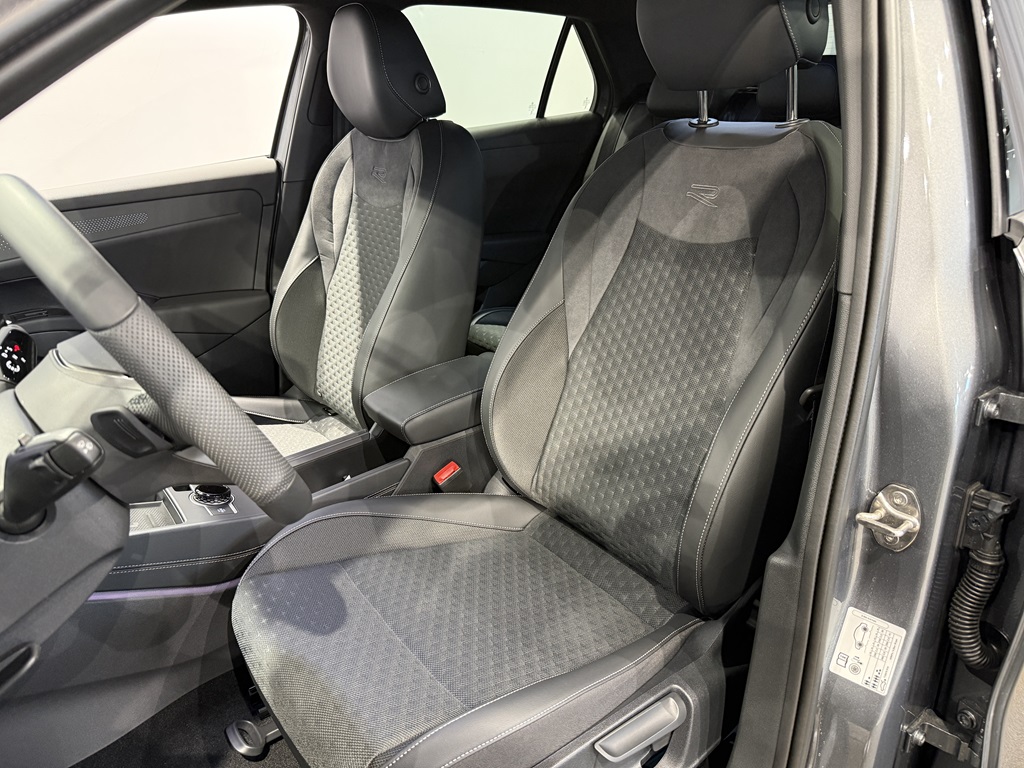 Volkswagen T-Roc WTH22E