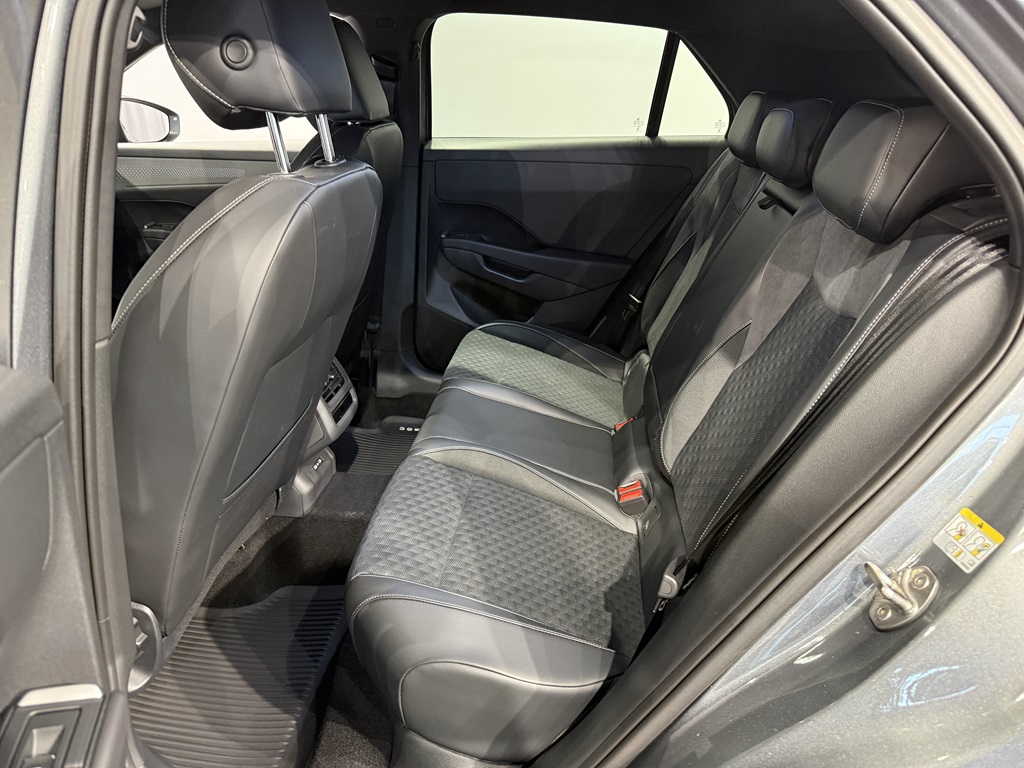 Volkswagen T-Roc WTH22E