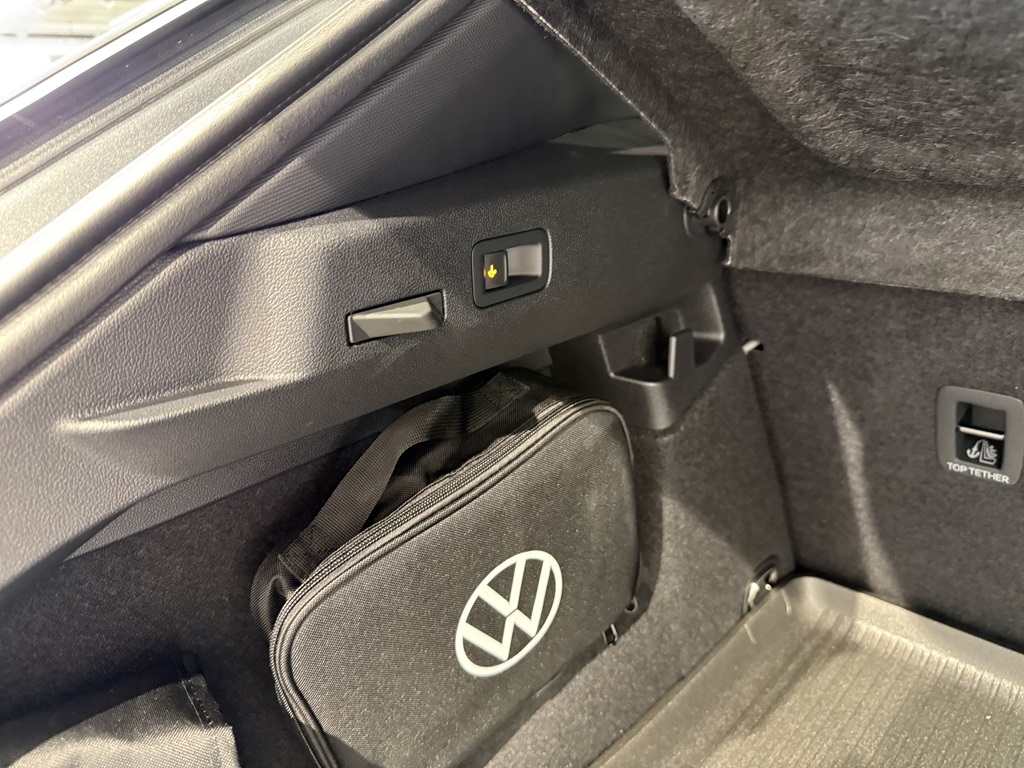 Volkswagen T-Roc WTH22E