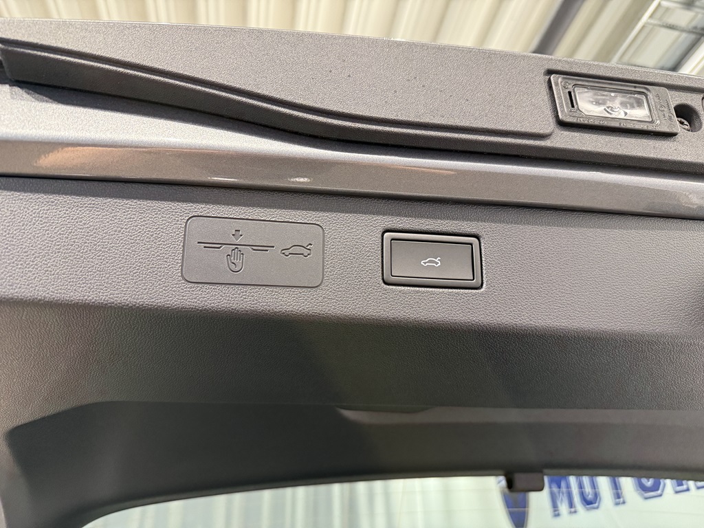 Volkswagen T-Roc WTH22E