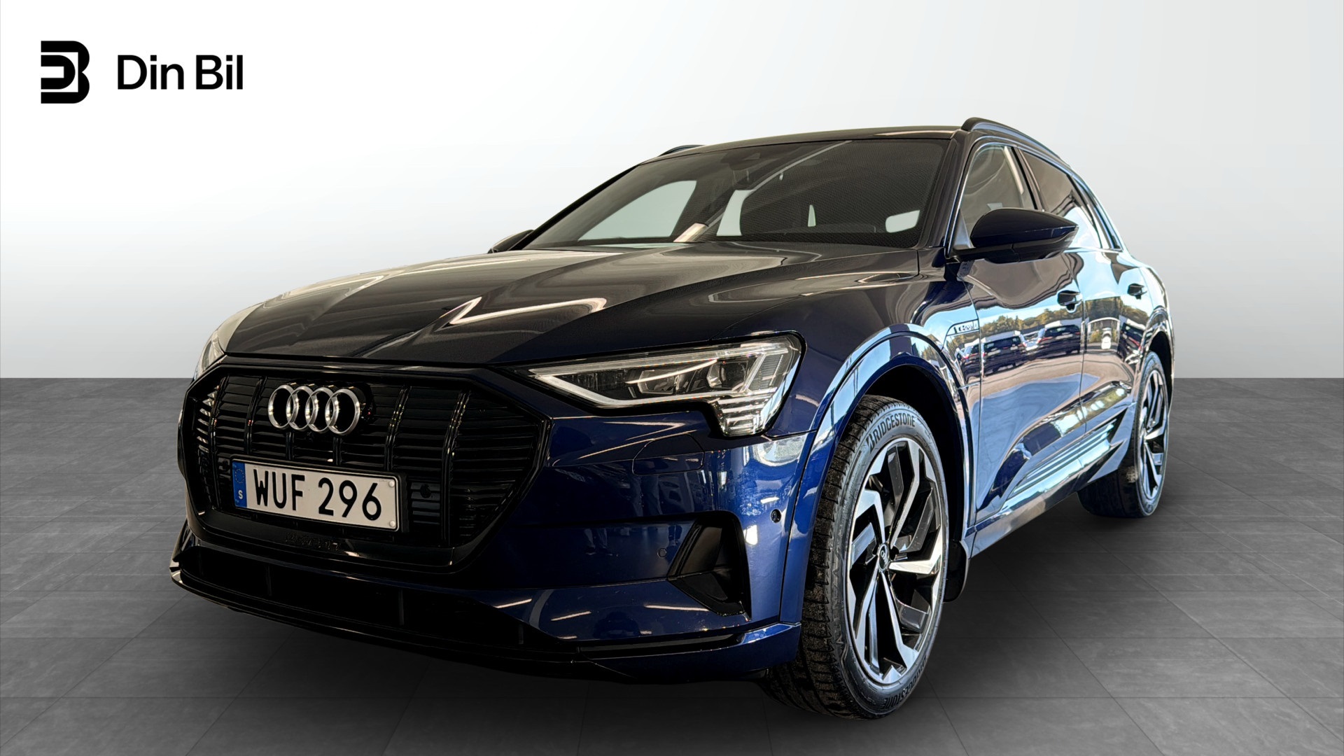 Audi e-tron WUF296