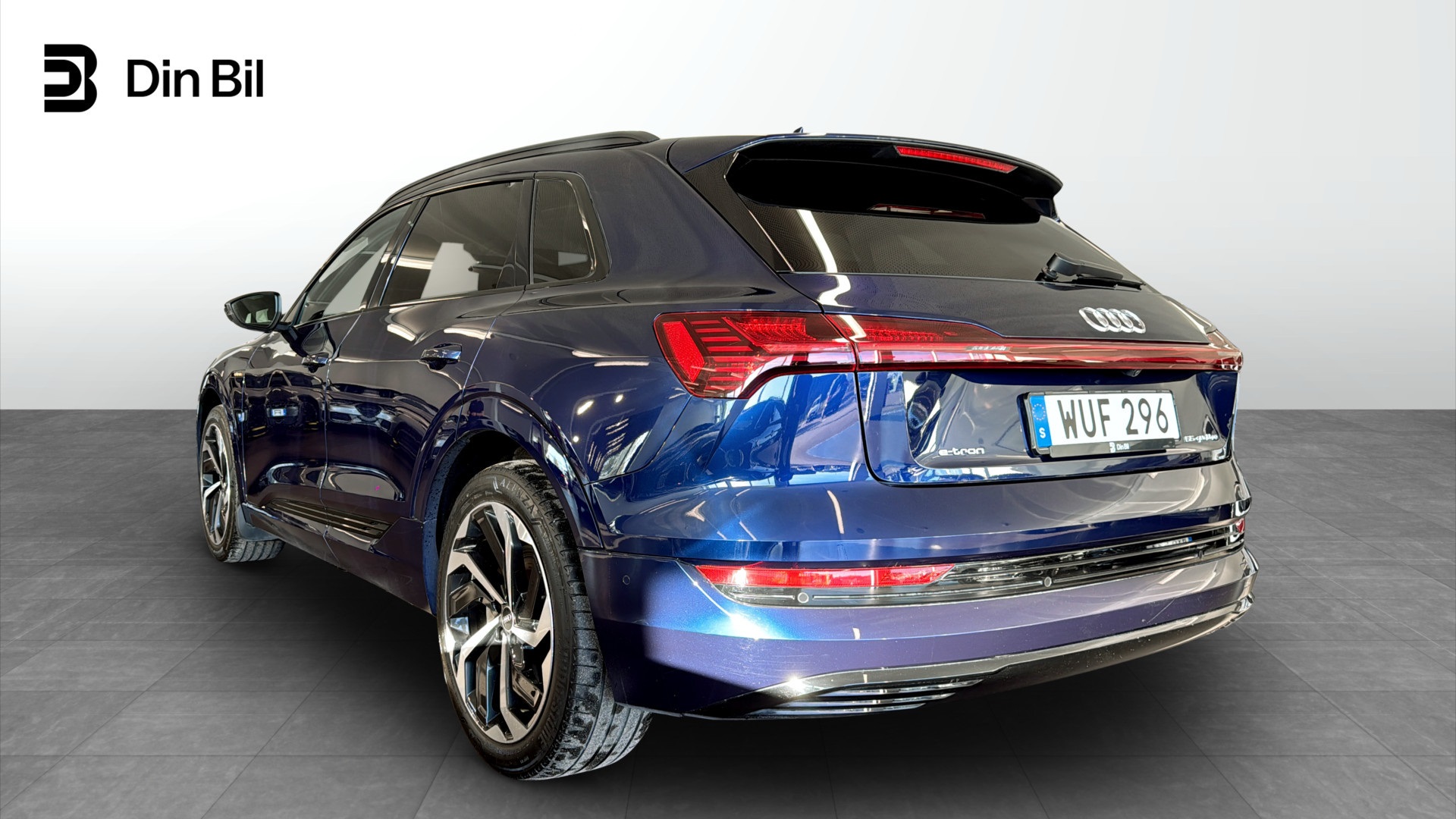 Audi e-tron WUF296