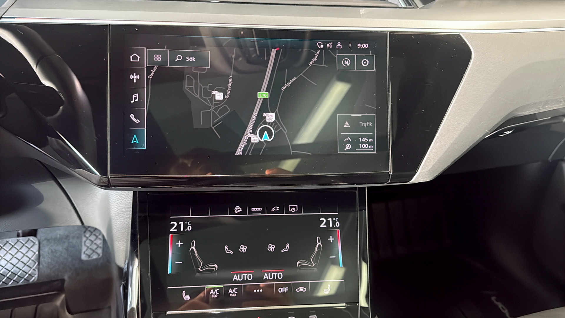Audi e-tron WUF296