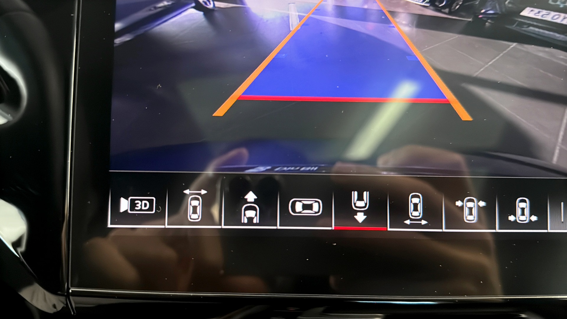 Audi e-tron WUF296