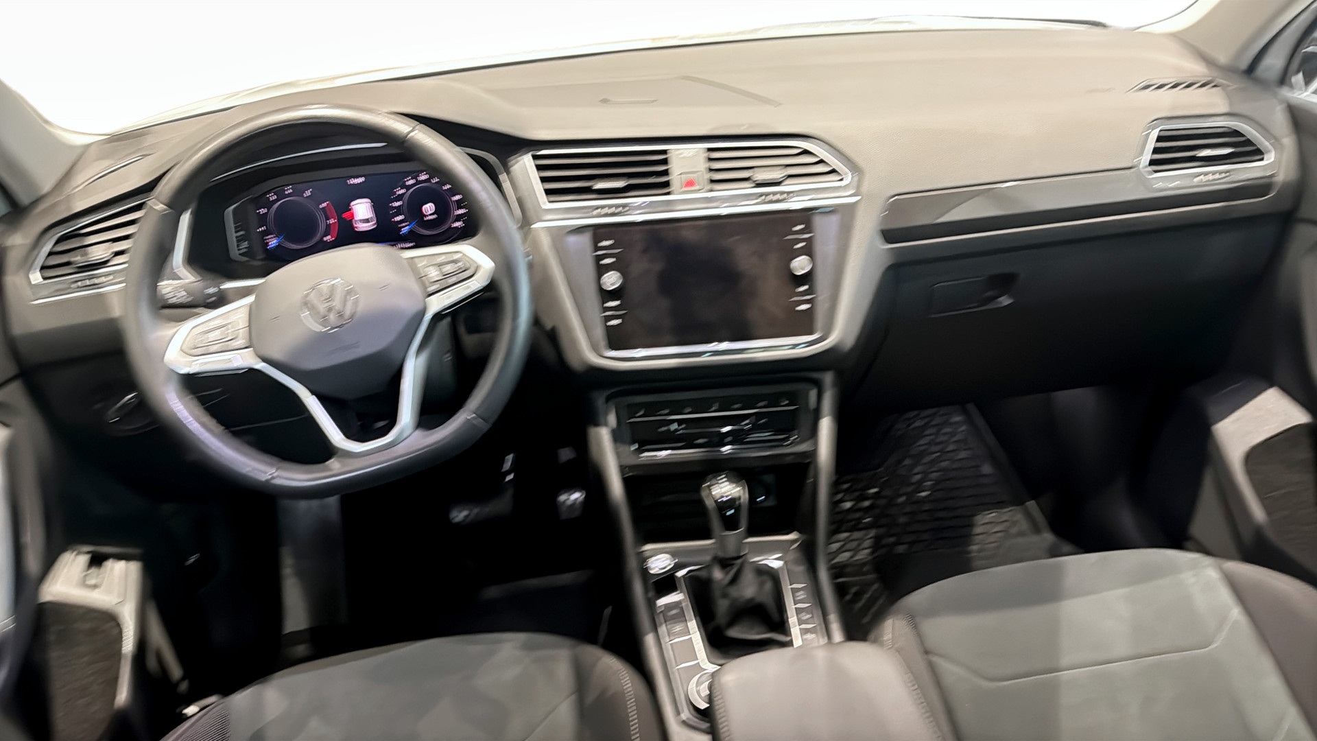Volkswagen Tiguan WUL47T