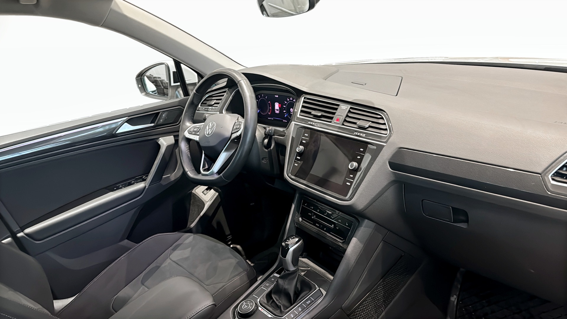 Volkswagen Tiguan WUL47T